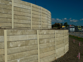 2 tiered sandstone wall